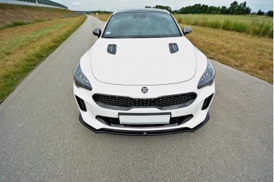 Накладка сплиттер на передний бампер на Kia Stinger GT